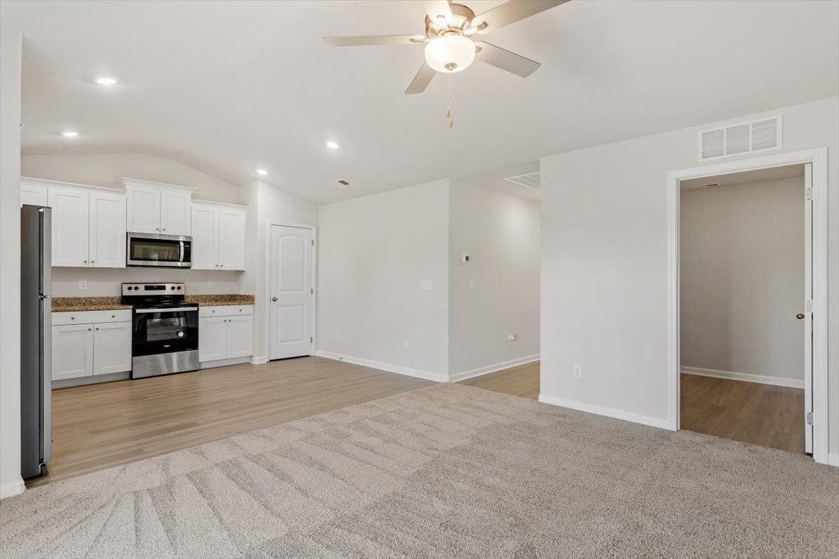Kitchen & Dining Combo
